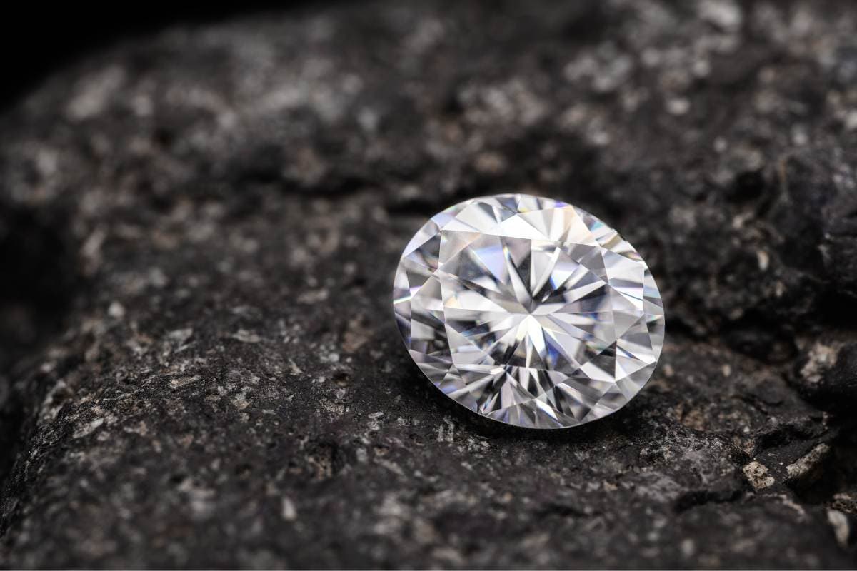 2 carat oval cut diamond